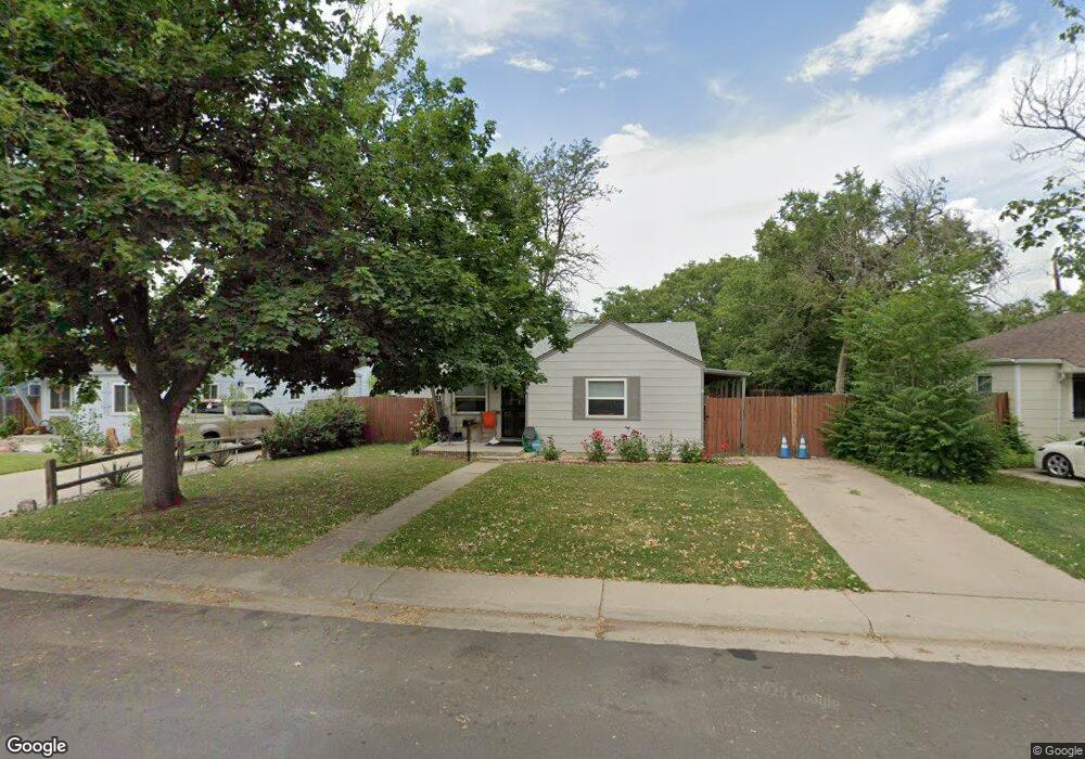 945 Newark St, Aurora, CO 80010 - photo 1