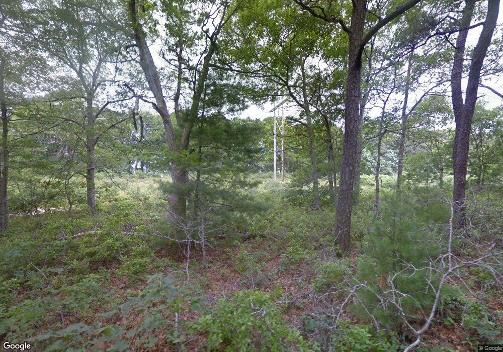 524 Sampsons Mill Rd, Cotuit, MA 2635 - photo 1