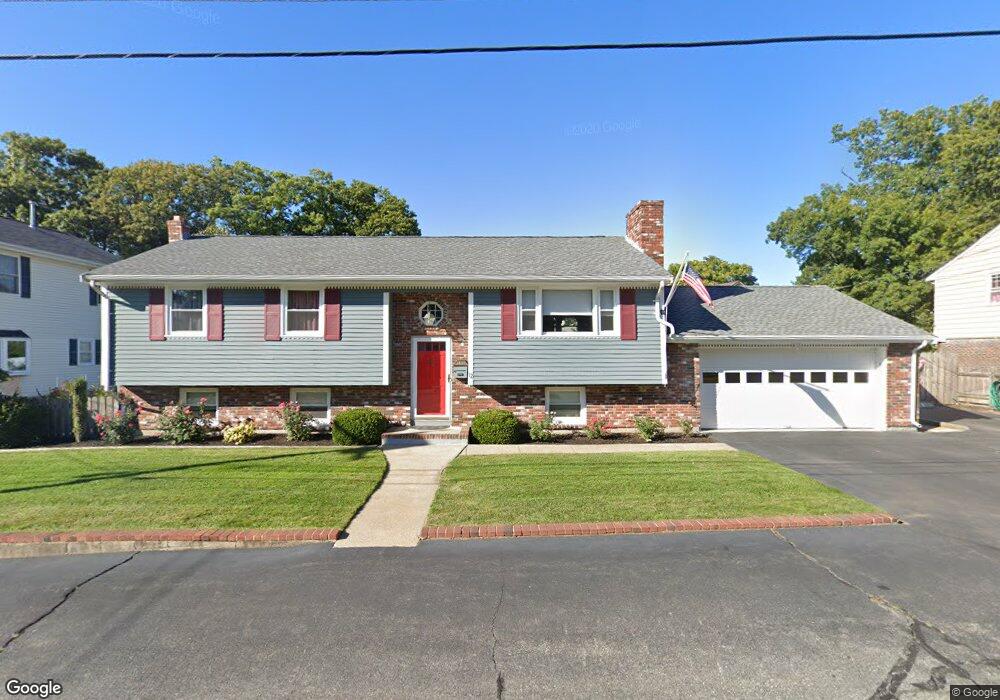 12 Catalpa St, Wakefield, MA 01880 - photo 1
