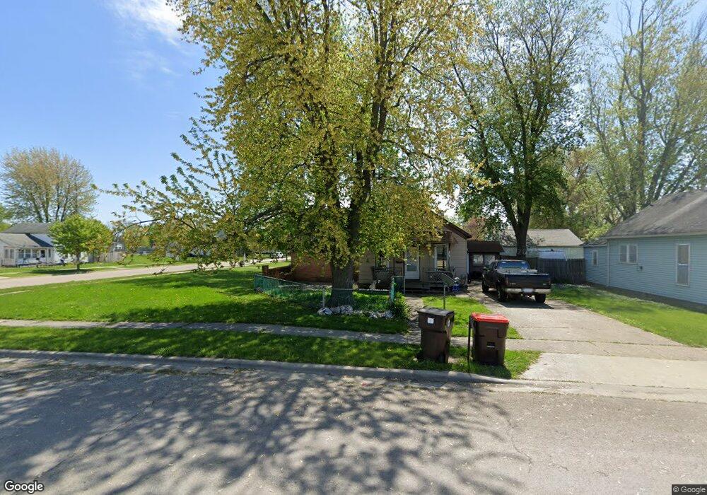 212 S Sheridan St, Lincoln, IL 62656 - photo 1