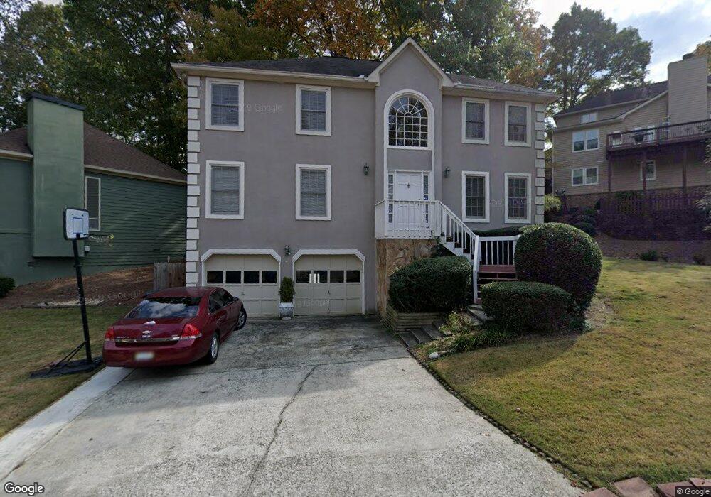 10245 Kinross Rd, Roswell, GA 30076 - photo 1