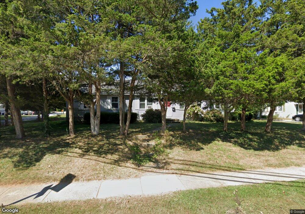 51 Maple Ave, Old Saybrook, CT 06475 - photo 1