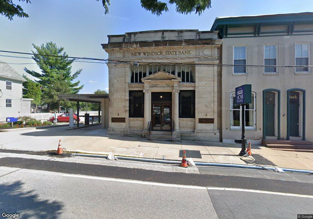 213 Main St, New Windsor, MD 21776 - photo 1