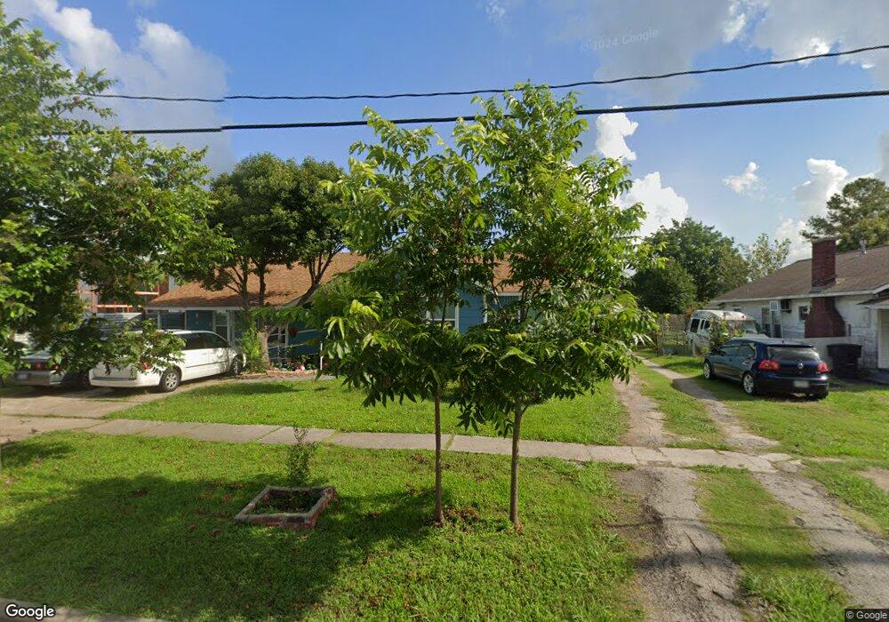 8013 Easton St, Houston, TX 77017 - photo 1