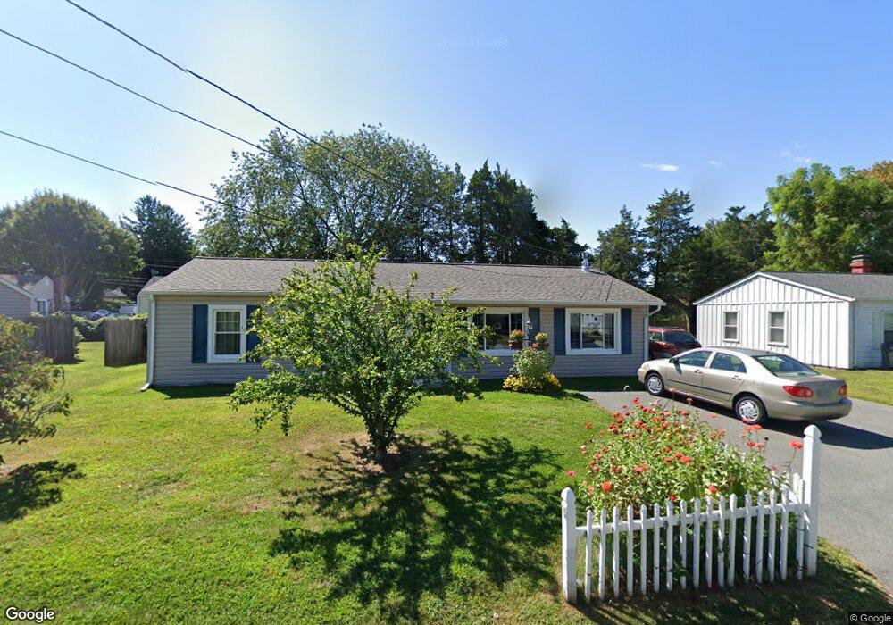 15 Sherman St, Old Saybrook, CT 06475 - photo 1