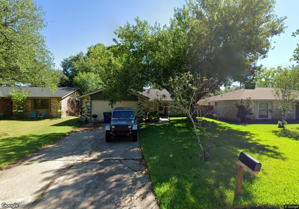 16735 Tibet Rd, Friendswood, TX 77546 - photo 1