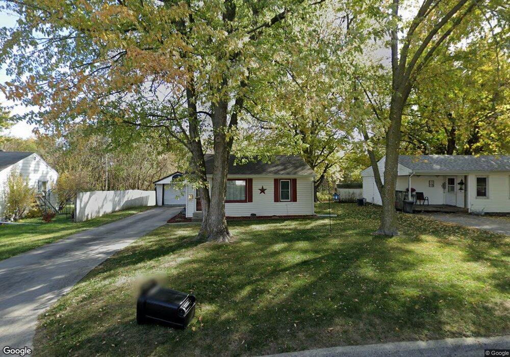 704 E 27th St S, Newton, IA 50208 - photo 1