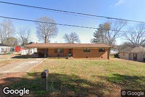 306 Kansas Ave, Stevenson, AL 35772