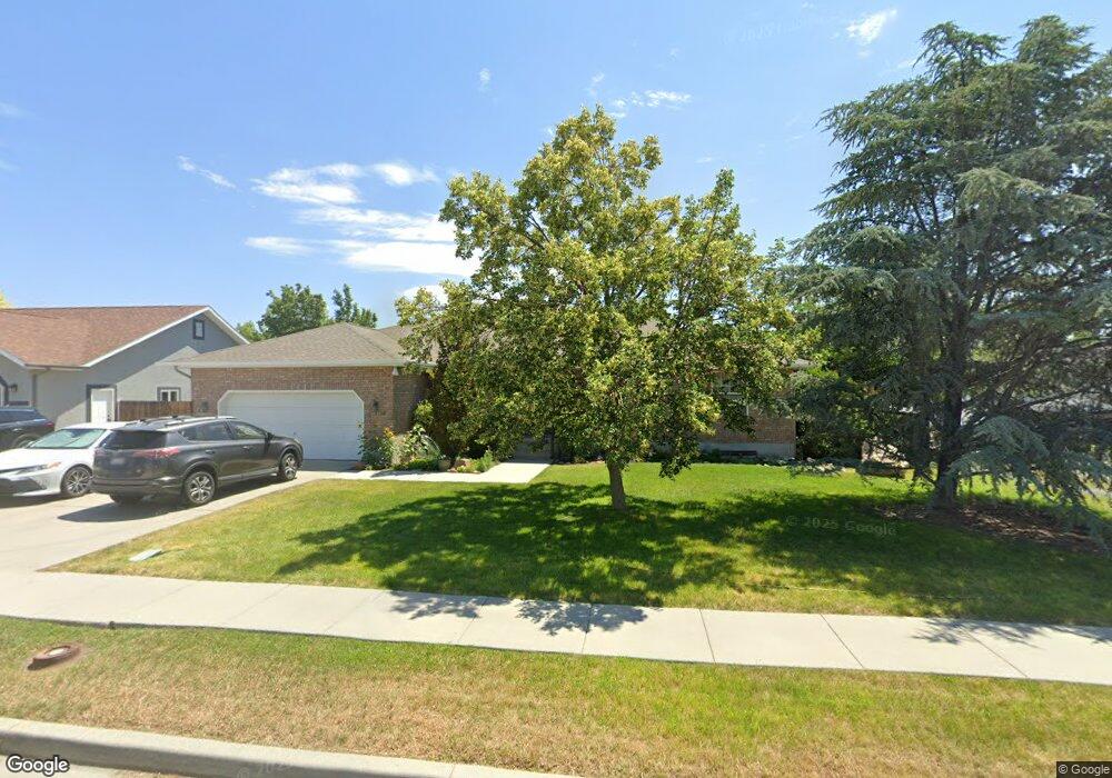 11917 S 3200 W, Riverton, UT 84065 - photo 1
