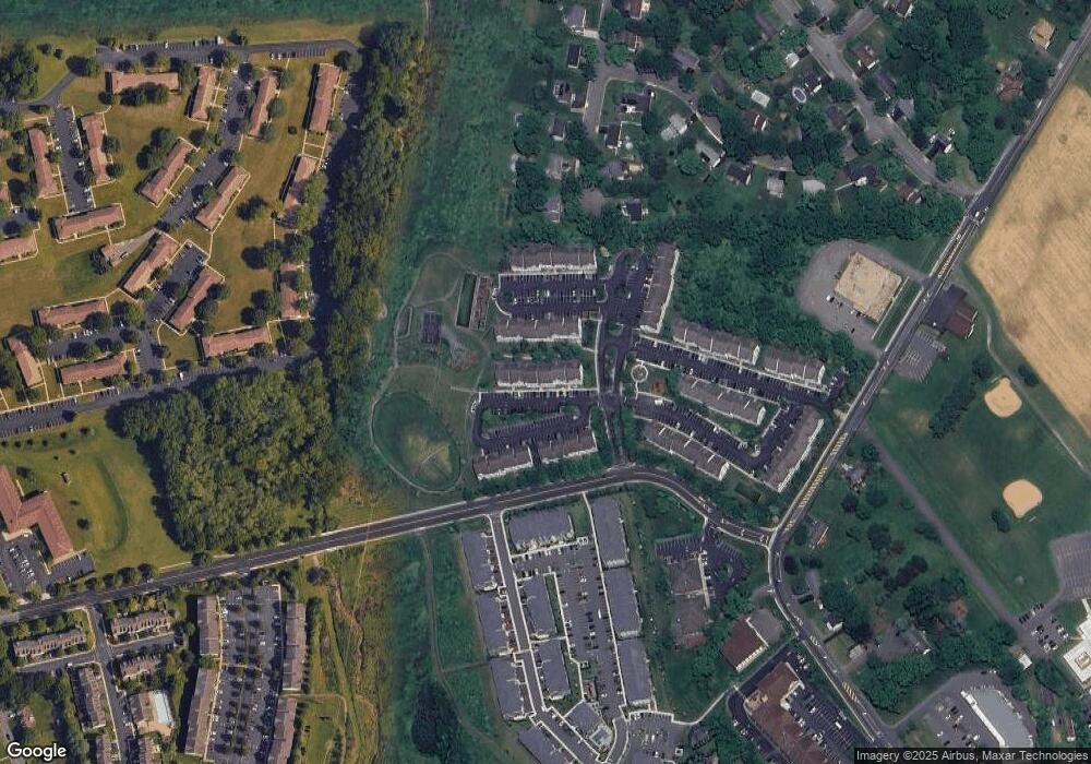 225 Windmill Ct unit 225, Phillipsburg, NJ 08865 - photo 1