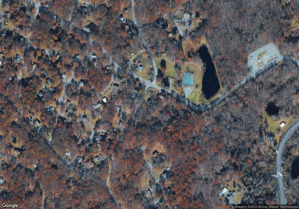 107 Kittatinny Dr, Bushkill, PA 18324 - photo 1