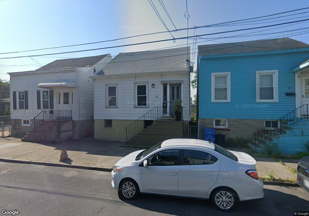 8 Garden St, Albany, NY 12209 - photo 1