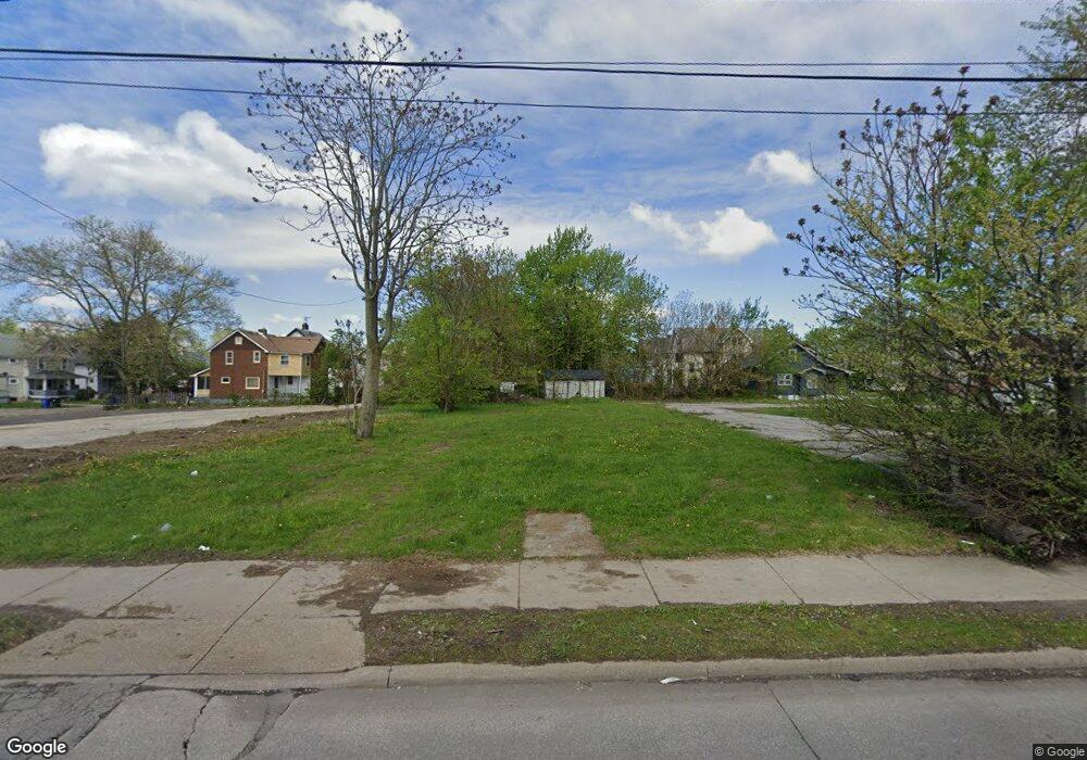 4064 E 131st St, Cleveland, OH 44105 - photo 1