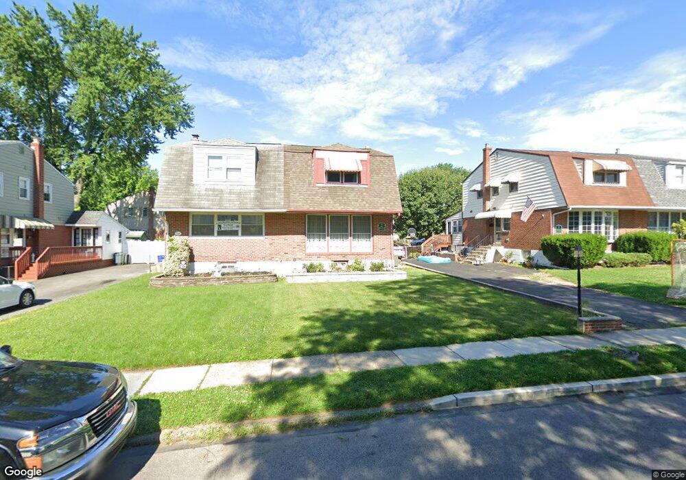 731 Hood Rd, Swarthmore, PA 19081 - photo 1