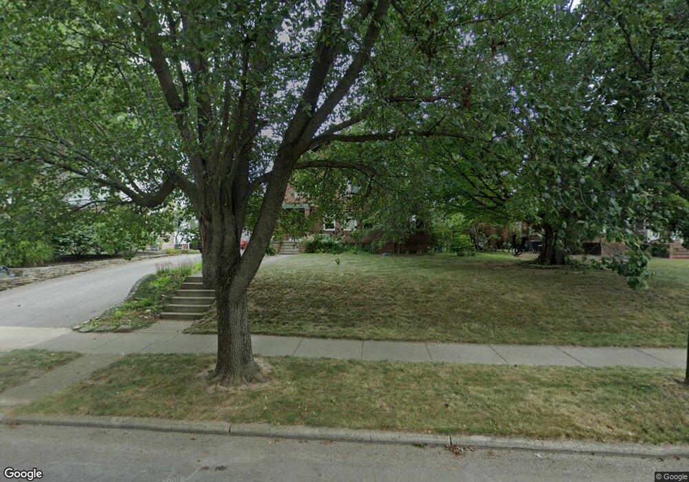 1556 Cambridge Blvd, Columbus, OH 43212 - photo 1