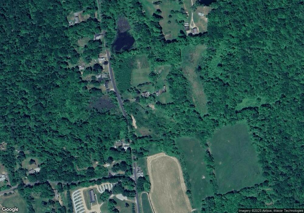 114 N Moodus Rd, Moodus, CT 06469 - photo 1