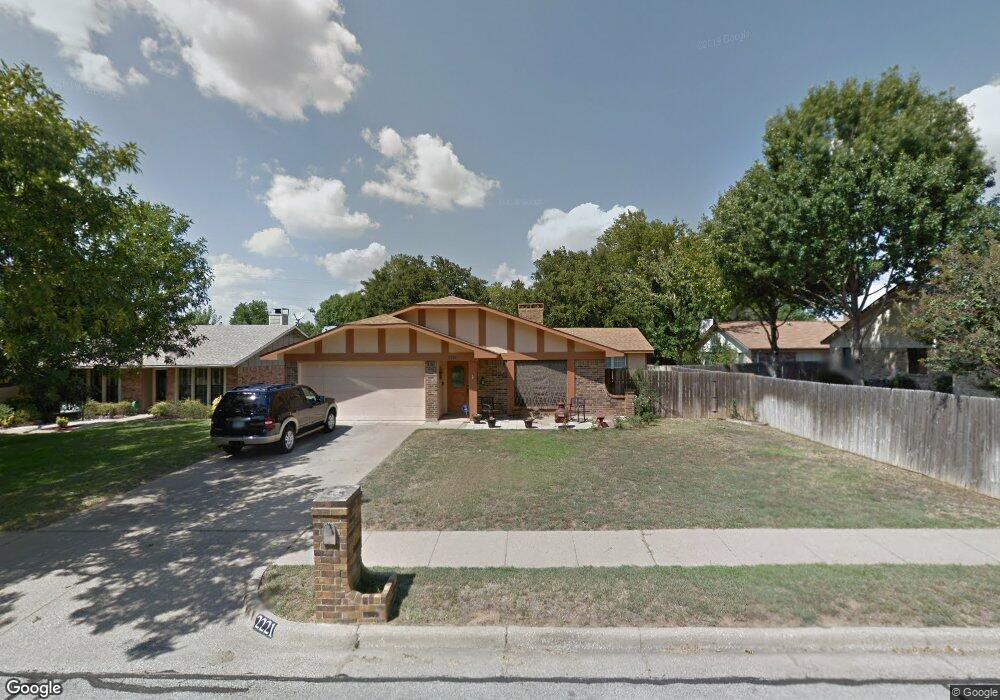 2221 Sequoia Ln, Bedford, TX 76021 - photo 1