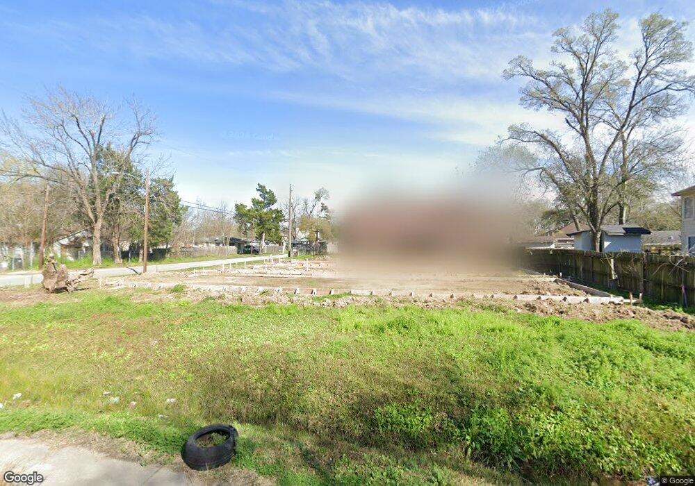 5035 Creekmont Dr, Houston, TX 77091 - photo 1