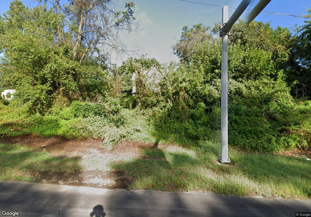 16 Us Highway 130, Trenton, NJ 08620 - photo 1