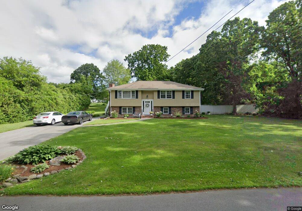 172 Fox Ave, Dracut, MA 01826 - photo 1