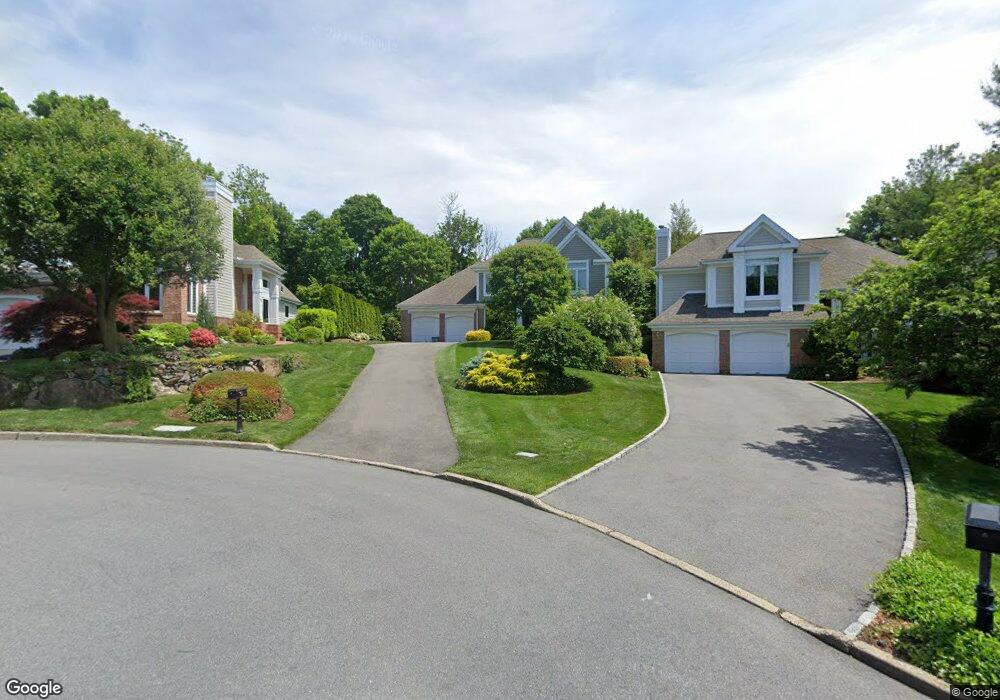 11 Parkridge Ct, Rye Brook, NY 10573 - photo 1