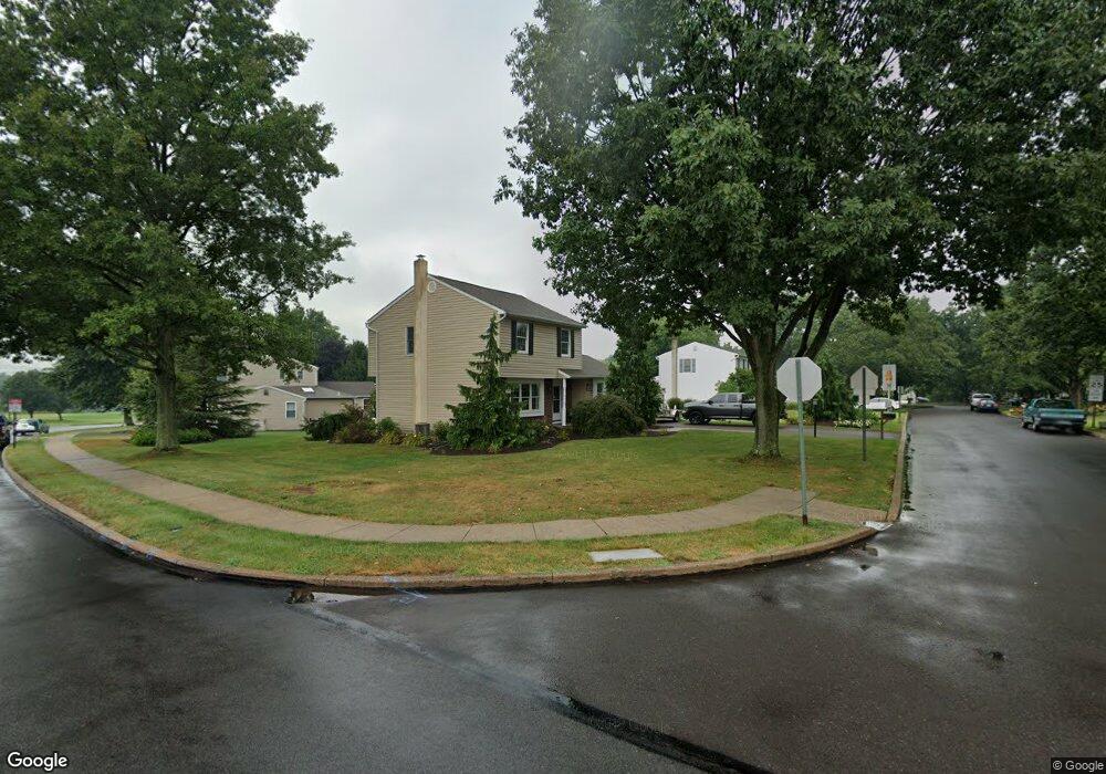 1998 Bishopwood Blvd W, Harleysville, PA 19438 - photo 1