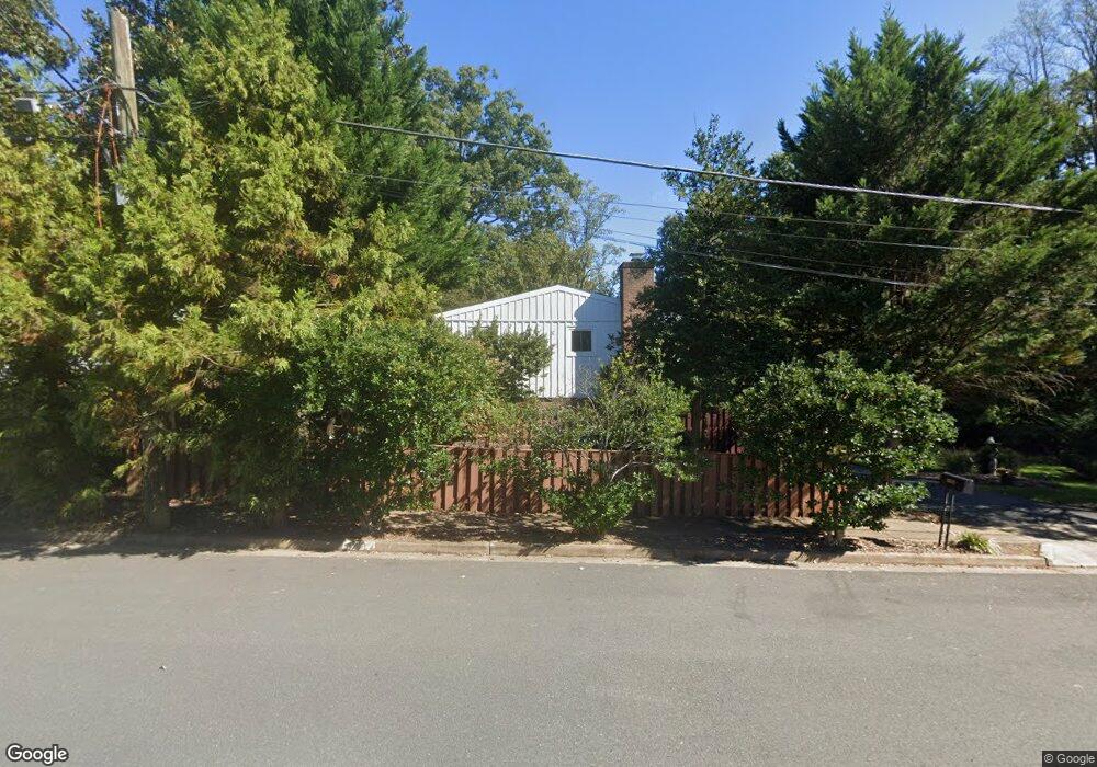 1104 Glyndon St SE, Vienna, VA 22180 - photo 1