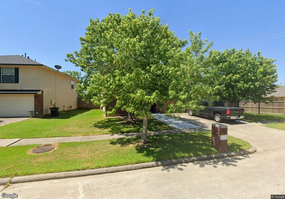 9010 Garden Breeze Dr, Houston, TX 77075 - photo 1