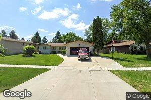 159 N Woodcrest Dr N, Fargo, ND 58102