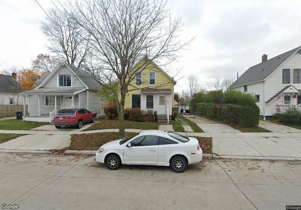 807 16th St, Port Huron, MI 48060 - photo 1