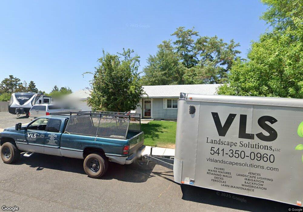 2415 NE Keats Dr, Bend, OR 97701 - photo 1