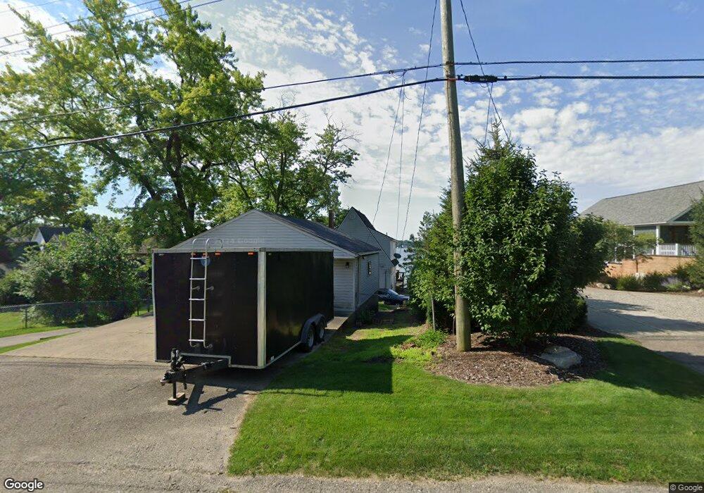 7701 Locklin, West Bloomfield, MI 48324 - photo 1