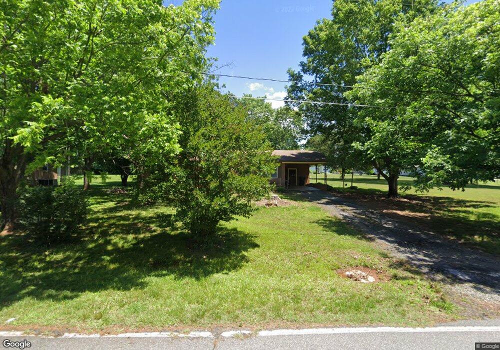 227 W Edison Dr, Statesville, NC 28625 - photo 1