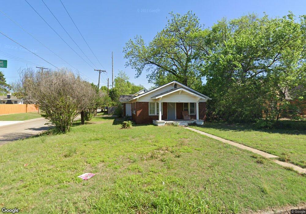 815 W Hackberry Ave, Duncan, OK 73533 - photo 1
