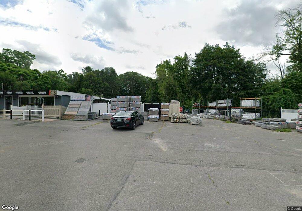 1924 Lakeview Ave, Dracut, MA 01826 - photo 1