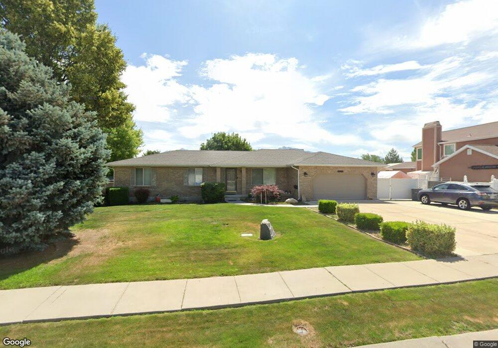 9553 S Daisy Meadow Cir, South Jordan, UT 84095 - photo 1