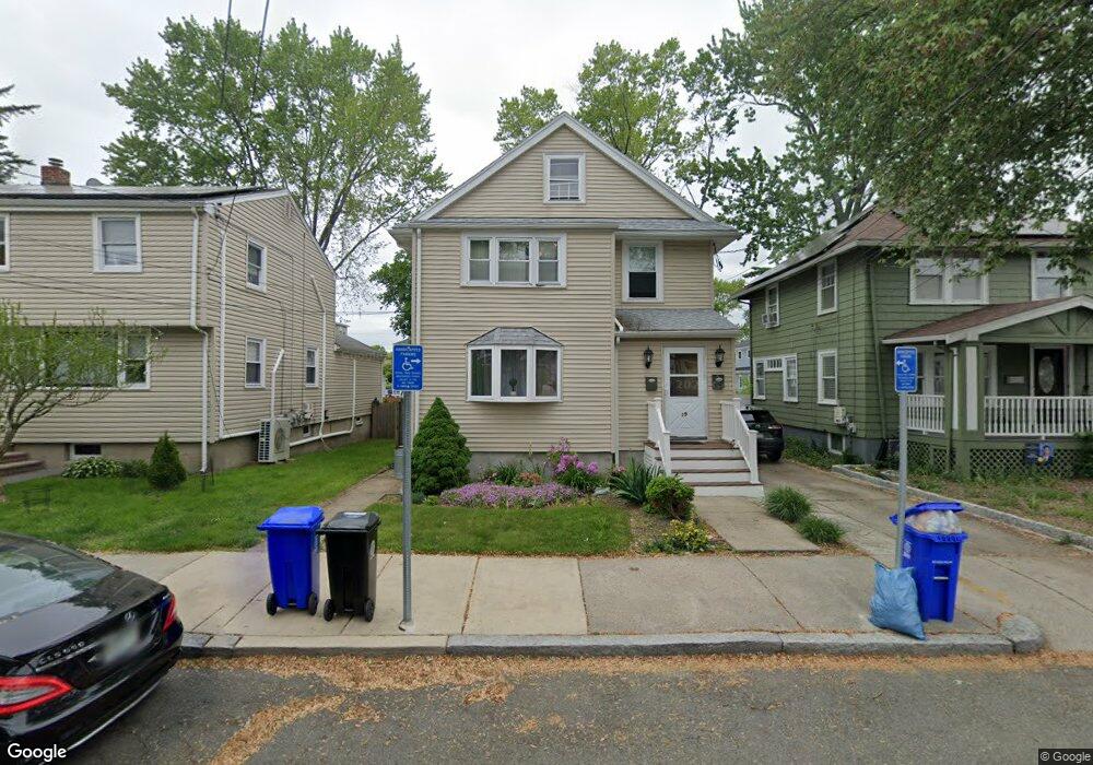 19-1 Springdale St, Malden, MA 02148 - photo 1