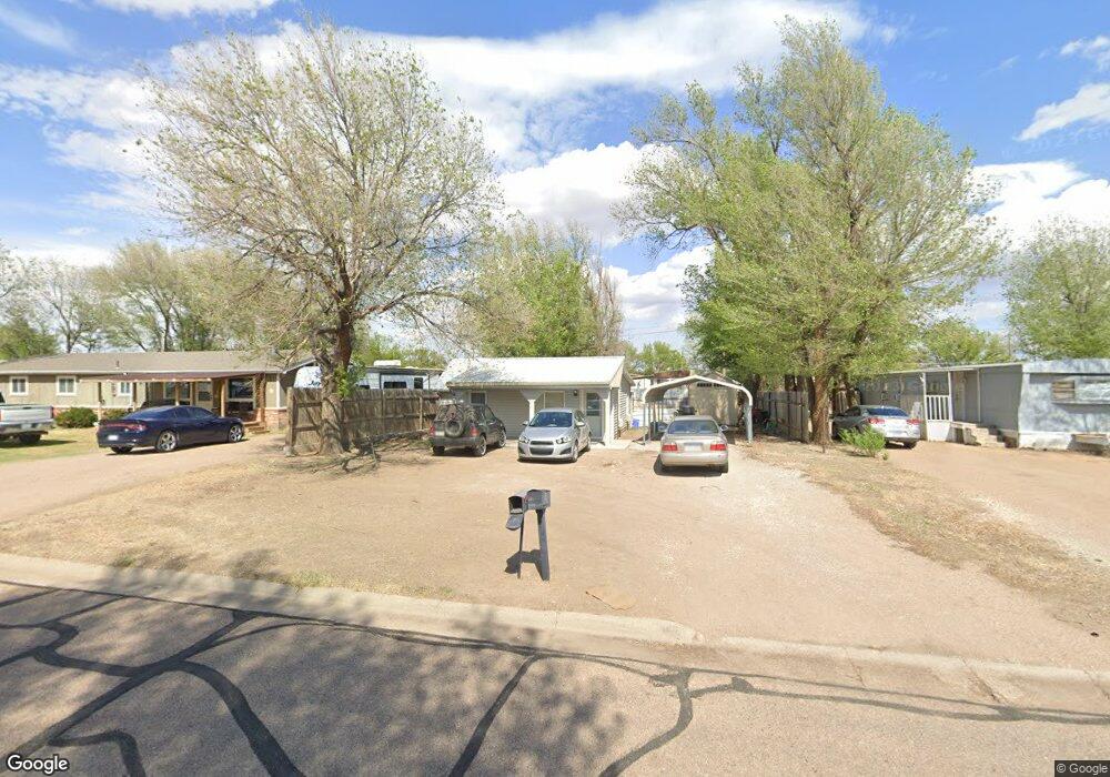 306 S Jefferson St, Hugoton, KS 67951 - photo 1