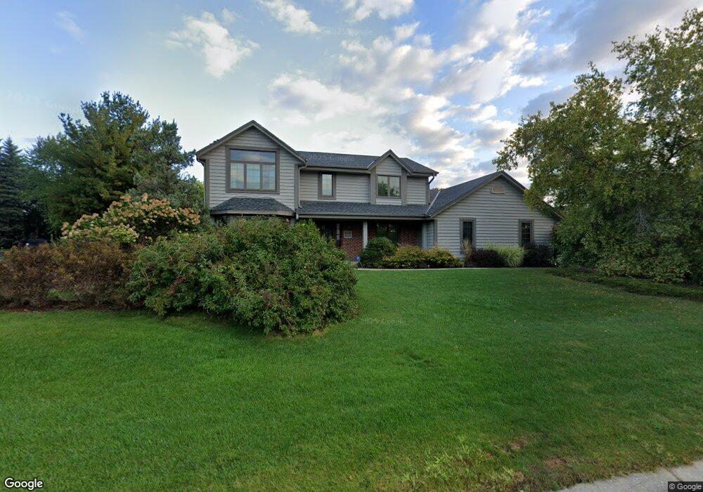 N73W15894 Alpine Ln, Menomonee Falls, WI 53051 - photo 1