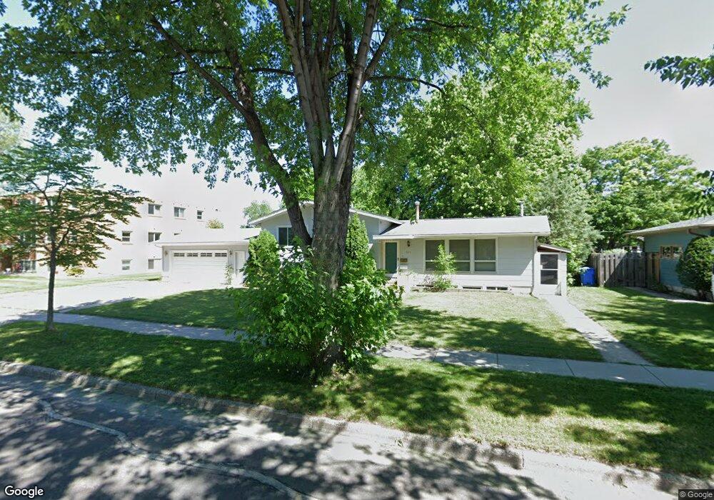501 29th Ave N, Fargo, ND 58102 - photo 1