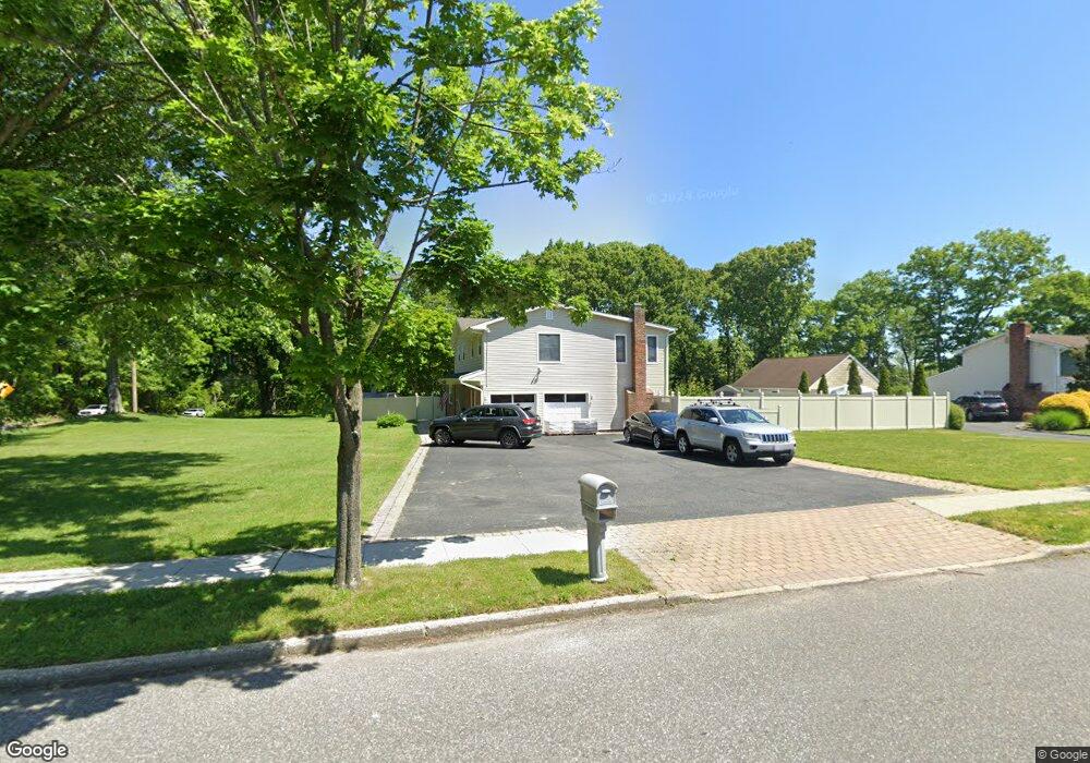 1 Brian St, ComMacK, NY 11725 - photo 1