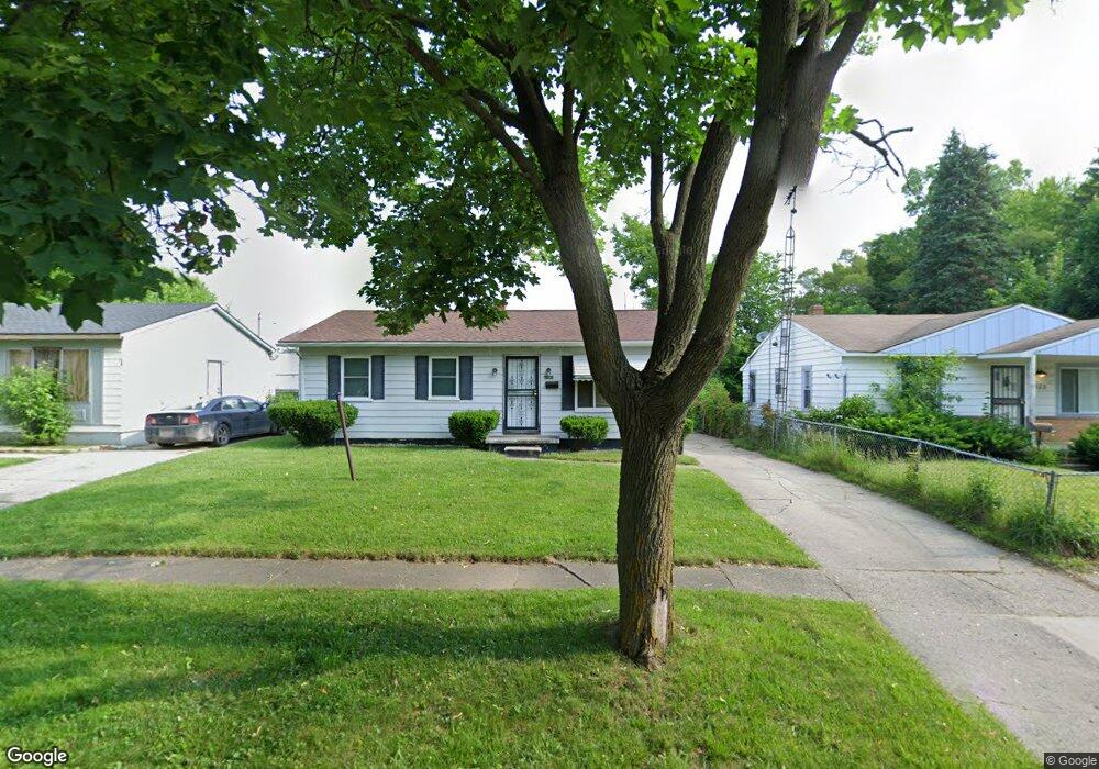 1806 Woodlin Dr, Flint, MI 48504 - photo 1