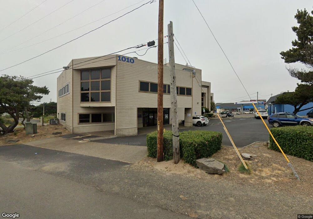 1010 SW Coast Hwy, Newport, OR 97365 - photo 1