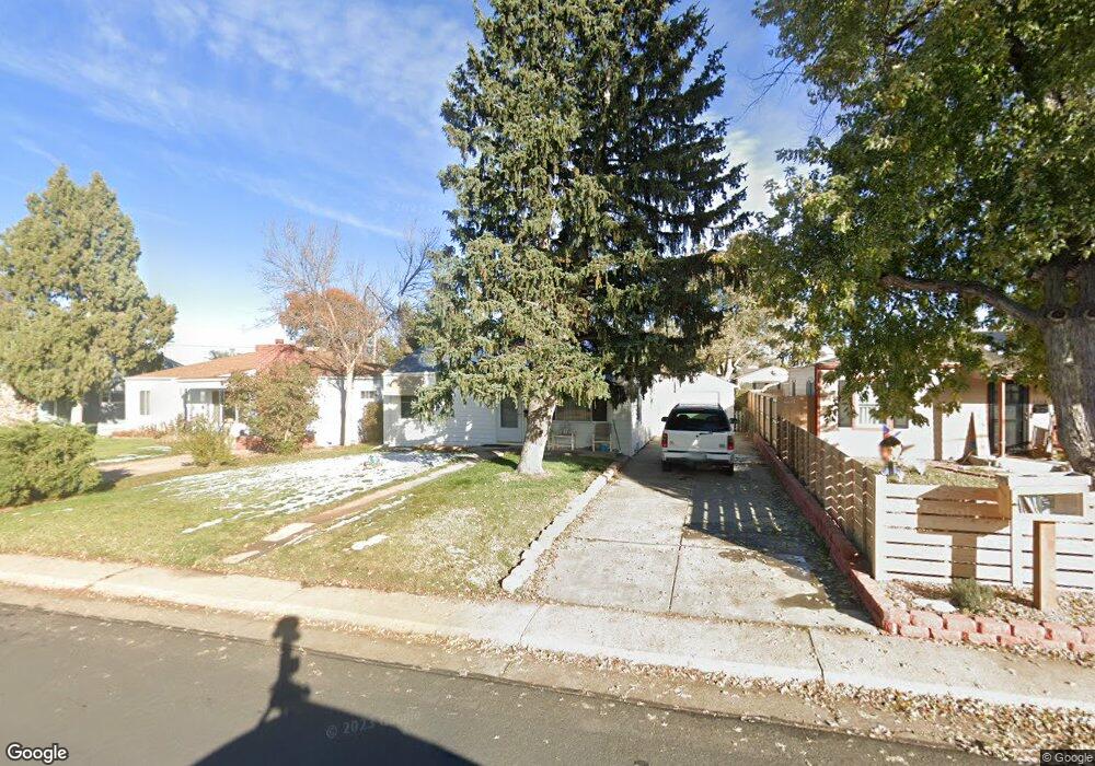 2056 Geneva St, Aurora, CO 80010 - photo 1