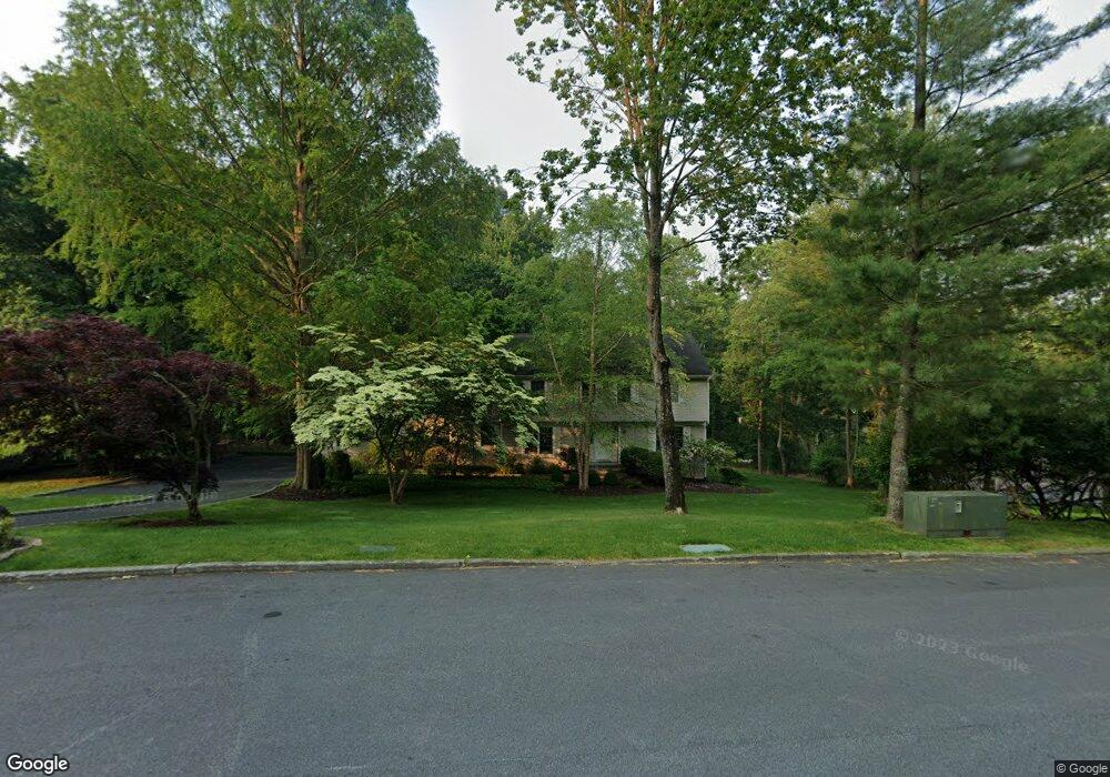 56 Deerfield Ln S, Pleasantville, NY 10570 - photo 1