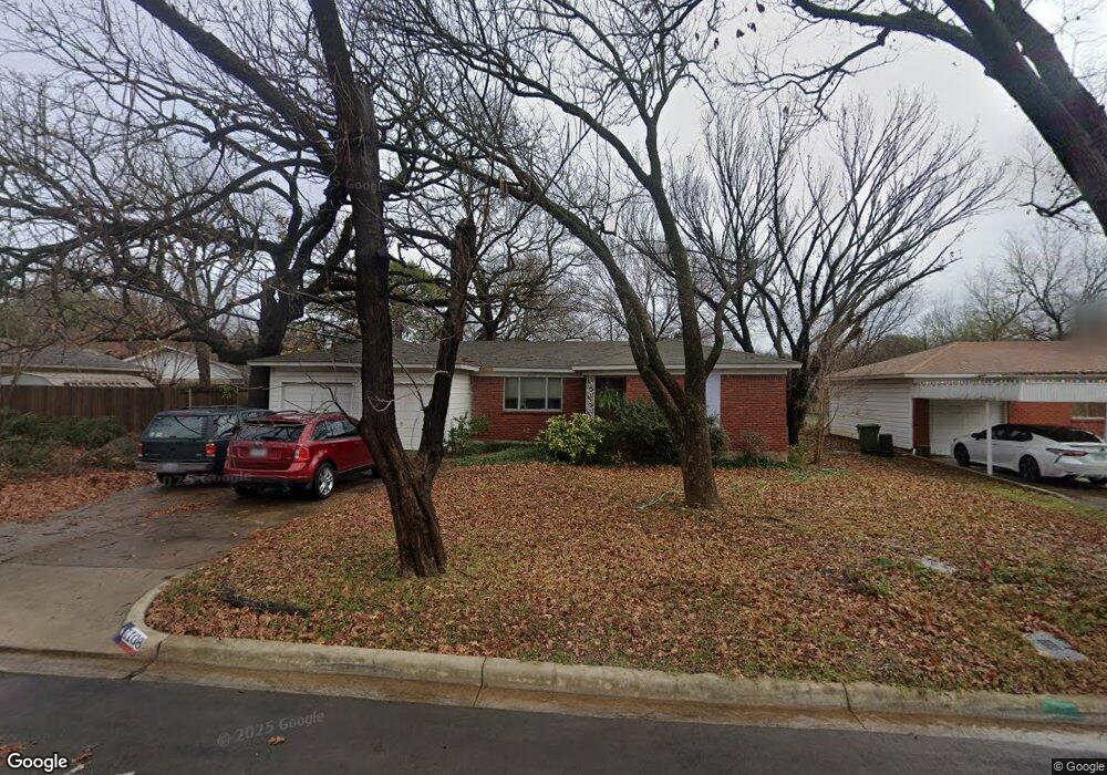 1108 Zelda Dr, Hurst, TX 76053 - photo 1