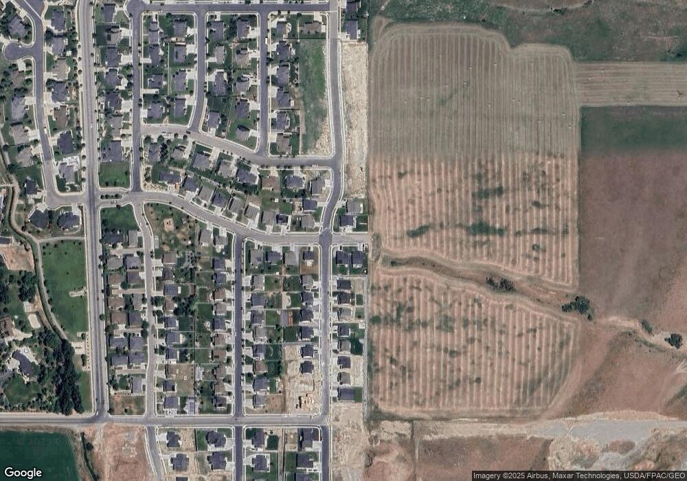 1122 E 480 S, Smithfield, UT 84335 - photo 1