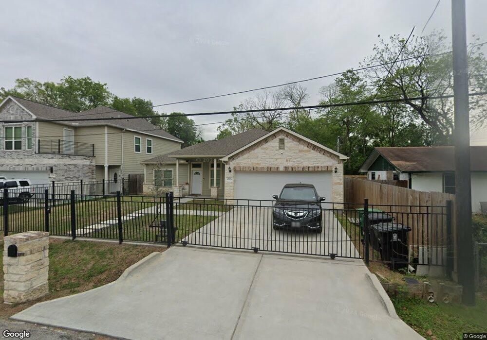 6726 Utah St, Houston, TX 77091 - photo 1