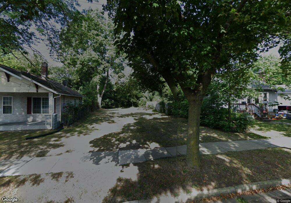 817 N Jenison Ave, Lansing, MI 48915 - photo 1