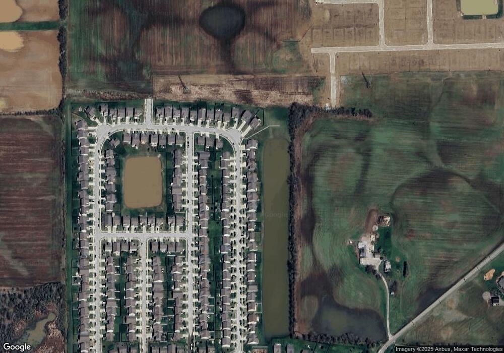 2569 Cedarmill Dr, Franklin, IN 46131 - photo 1